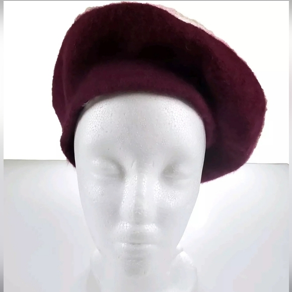 Jessica Simpson Women's Hat Beret Paris Style Maroon One Size - Picture 1 of 7